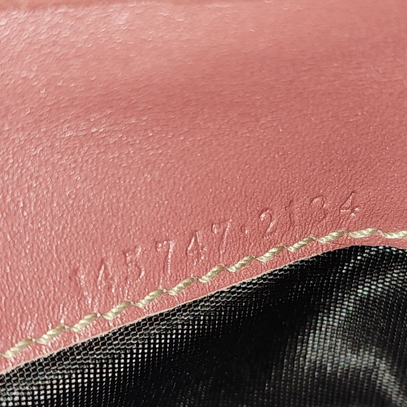 Gucci GG Guccissima Leather French Wallet - Picture 5 of 9